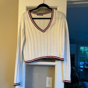 Brandy Melville Nicole Sweater